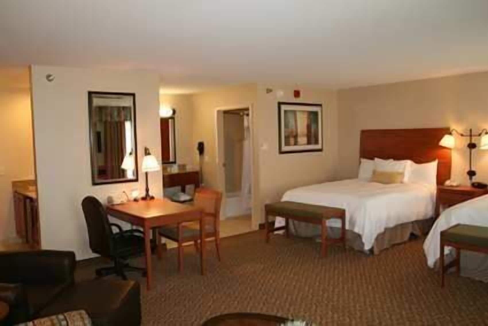 Hampton Inn & Suites Greeley Exteriör bild